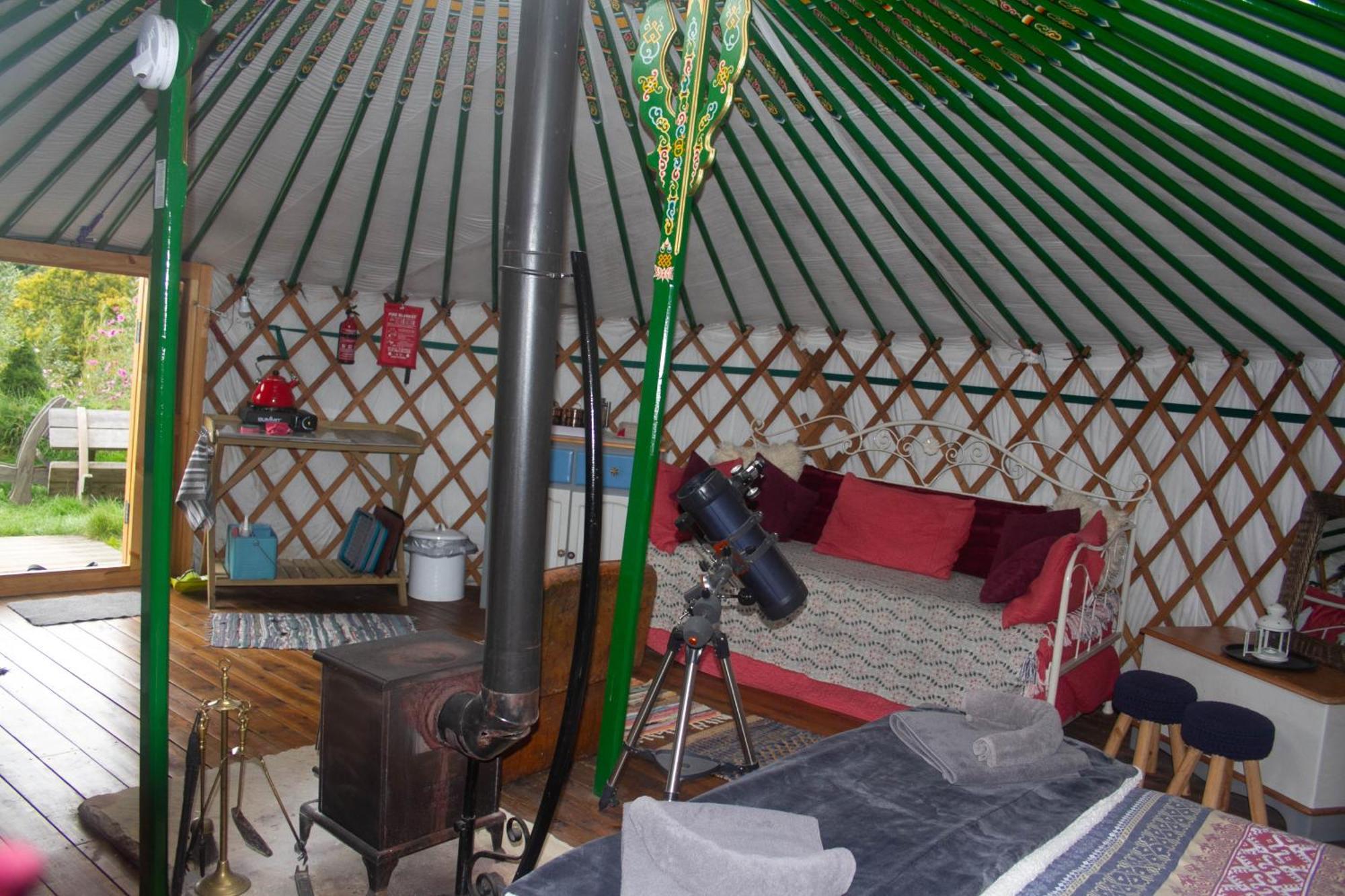 Villa Crazy Pheasant à Mold Extérieur photo